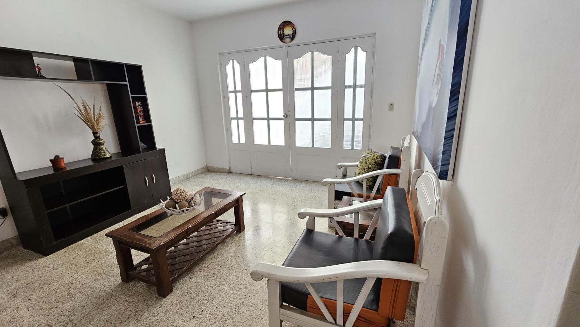 Yellow House Huanchaco Luaran gambar