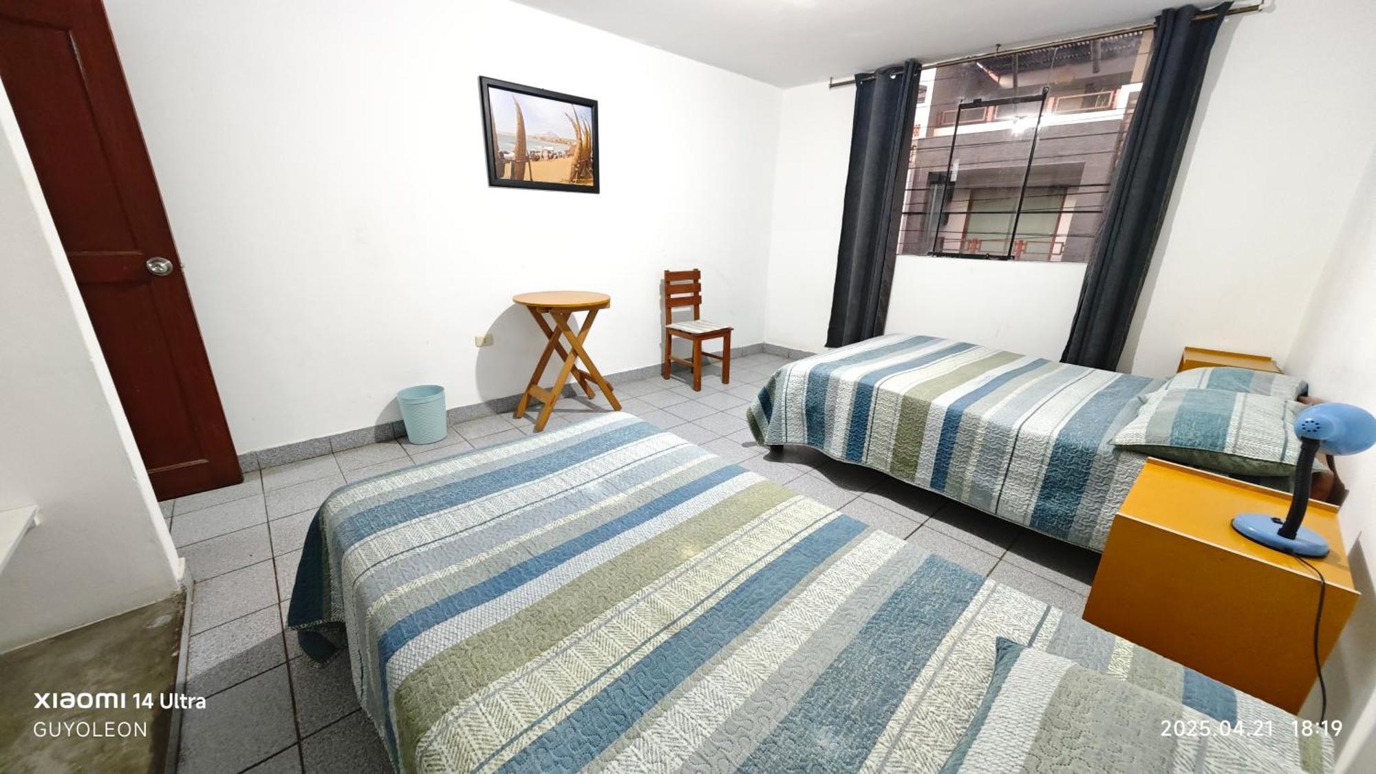 Yellow House Huanchaco Luaran gambar